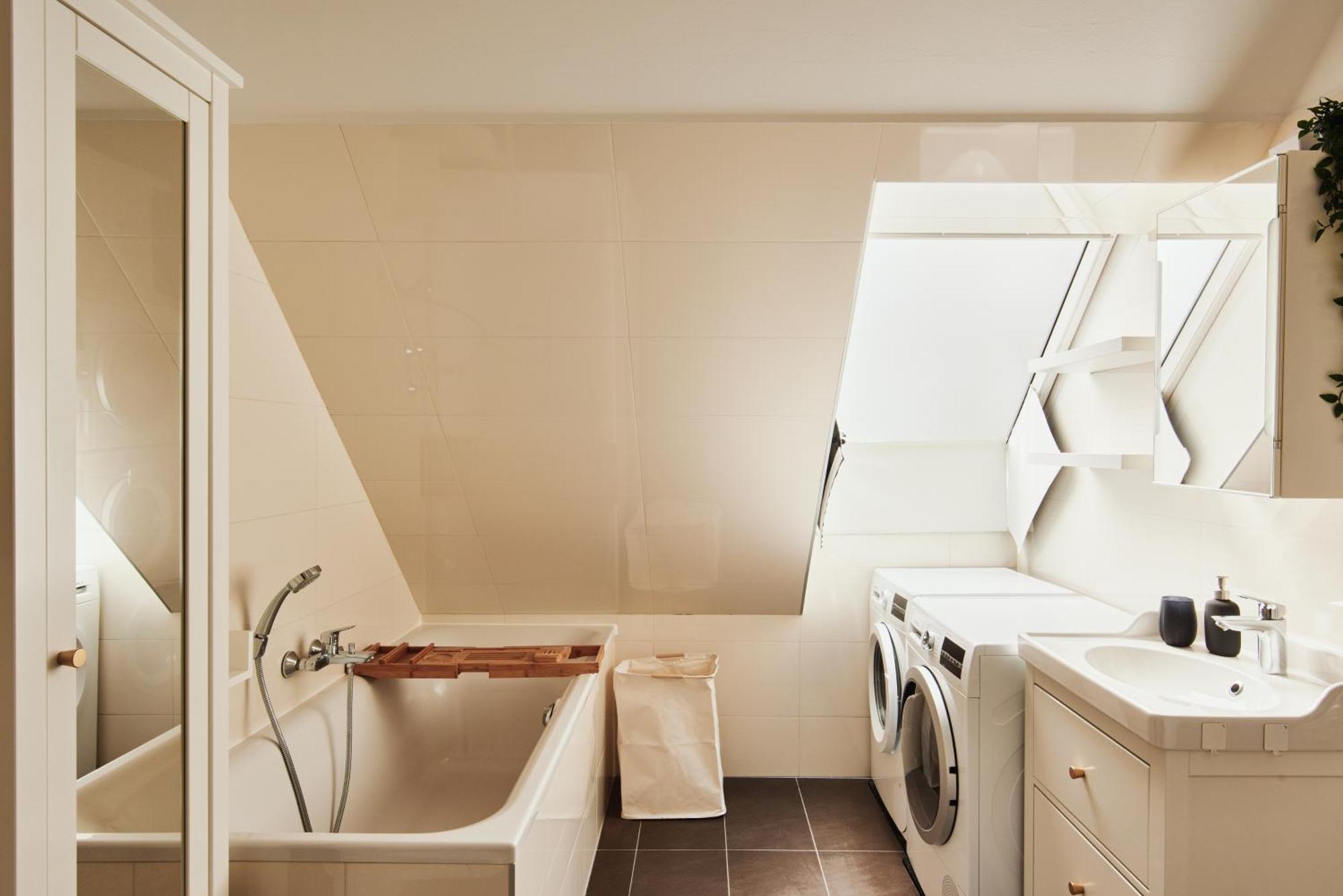 New Spacious Ultra-Modern Apartment In Wien Westbahnhof Exterior foto